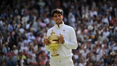 It was a dominant performance 21-year-old Alcaraz who completely overpowered Djokovic and beat him in the straight sets to clinch the title for the second consecutive year. (AFP) It was a dominant performance 21-year-old Alcaraz who completely overpowered Djokovic and beat him in the straight sets to clinch the title for the second consecutive year. (AFP)