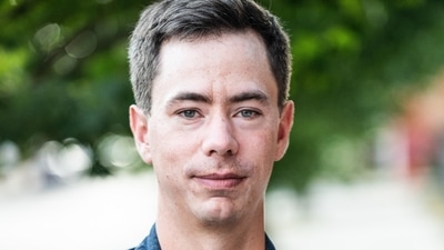 Kyle Chayka has written the book Filterworld, about how online and offline spaces alike have been engineered for seamless consumption, giving rise to anxiety among people, Kyle Chayka has written the book Filterworld, about how online and offline spaces alike have been engineered for seamless consumption, giving rise to anxiety among people,