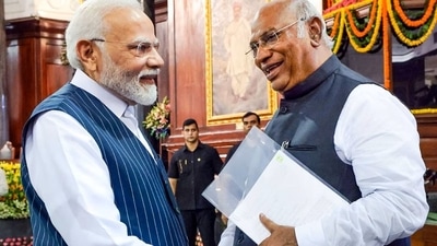 .Prime Minister Narendra Modi and Congress president Mallikarjun Kharge .Prime Minister Narendra Modi and Congress president Mallikarjun Kharge