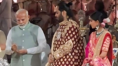 Prime Minister Narendra Modi also graced the Shubh Aashirvaad ceremony of Anant Ambani and Radhika Merchant. They touched his feet as he gave the newlyweds his blessings. He was escorted to the stage by Mukesh Ambani and was seen greeting Reliance Foundation Chairperson Nita Ambani on the stage. 