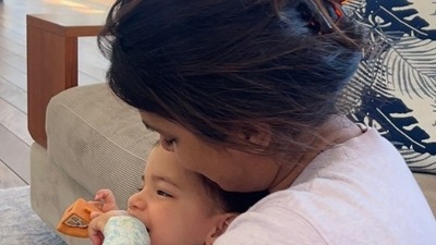 Priyanka Chopra shares picture with Malti Marie Priyanka Chopra shares picture with Malti Marie
