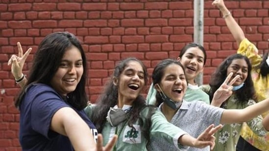 JKBOSE 11th Result 2024: Here's how to download scorecards from jkbose.nic.in. Check other exam details here. (Vipin Kumar/HT file)