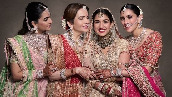 Nita Ambani poses for a beautiful pic with Isha Ambani, Shloka Mehta, and Radhika Merchant. (Instagram)