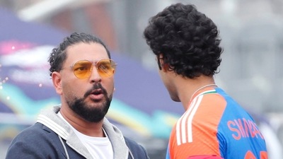 Yuvraj Singh (L) with Shivam Dube during the T20 World Cup (ANI) Yuvraj Singh (L) with Shivam Dube during the T20 World Cup (ANI)