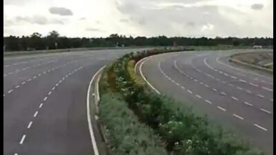 Enabling speeds of 120 km/hour, it will reduce travel time and distance between western and eastern UP and will be expanded to eight lanes later. (Pic for representation) Enabling speeds of 120 km/hour, it will reduce travel time and distance between western and eastern UP and will be expanded to eight lanes later. (Pic for representation)