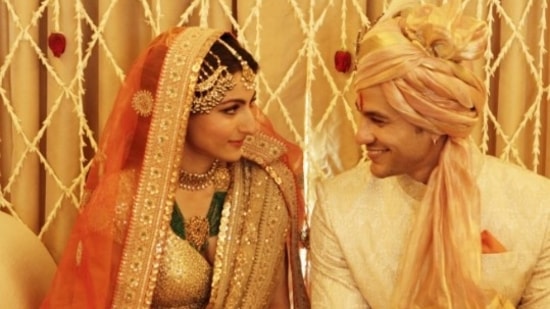 Soha Ali Khan and Kunal Kemmu at their wedding in January 2015.