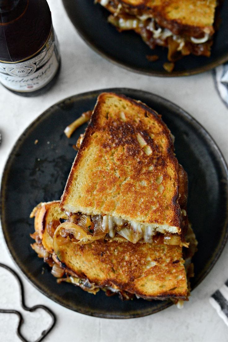 This cheese onion sandwich will make you nostalgic!