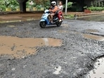 Bengaluru roads to be white-topped with <span class='webrupee'>₹</span>1800 crore. ‘Will last for 25 years’ Bengaluru roads to be white-topped with <span class='webrupee'>₹</span>1800 crore. ‘Will last for 25 years’