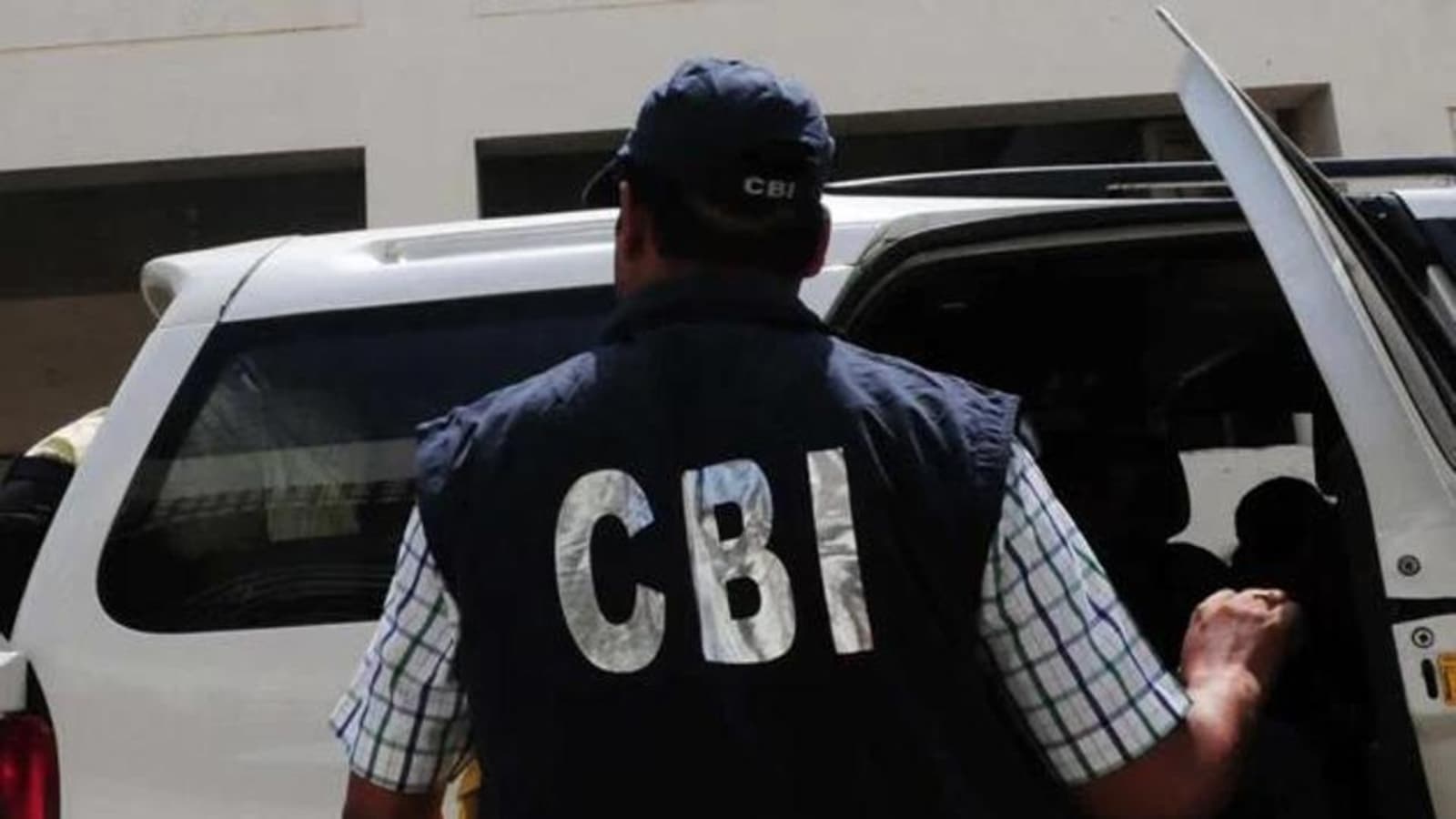 CBI arrests man who stole NEETUG paper from NTA's trunk Latest News