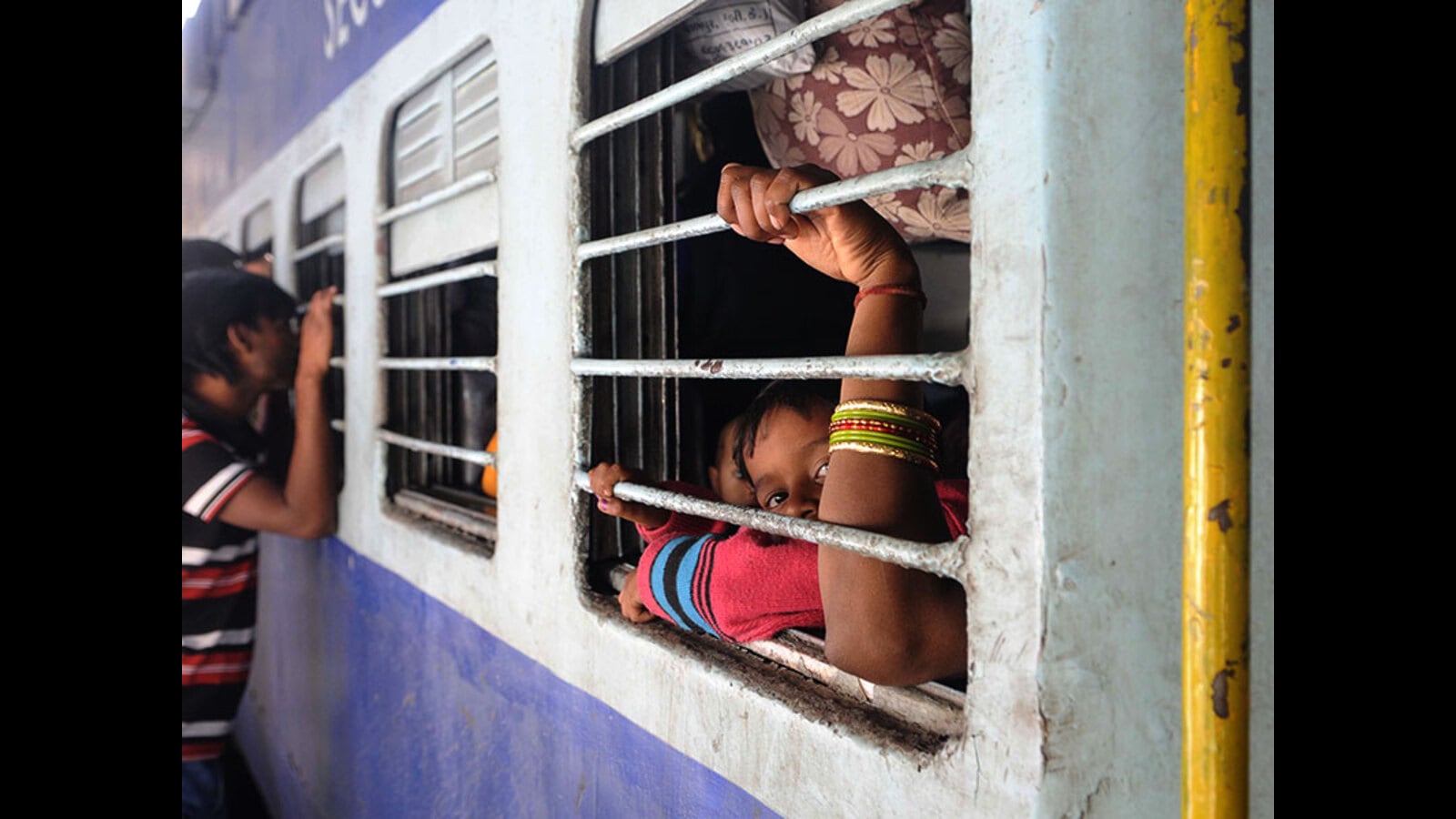 Railways to apprehend persons performing dangerous stunts on trains 