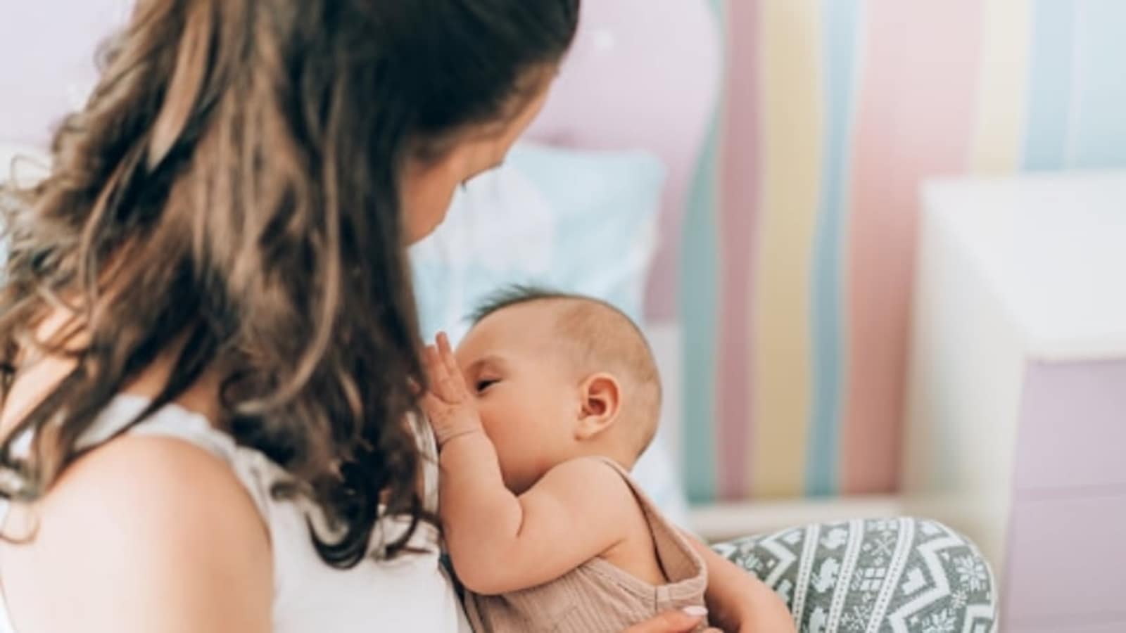 Too much sugar for breastfeeding mothers can lead to diabetes in infants. Here’s why