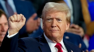 Donald Trump greeted with massive applause as he appears at RNC with bandaged ear AP/PTI(AP07_16_2024_000001A) (AP) Donald Trump greeted with massive applause as he appears at RNC with bandaged ear AP/PTI(AP07_16_2024_000001A) (AP)