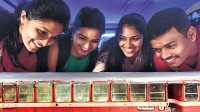 Mumbai, India - August 08, 2022: Visitors takes a look at the miniature BEST bus during the 75th anniversary of BEST Bus at Ravindra Natya Mandir, Prabhadevi, in Mumbai, India, on Monday, August 08, 2022. (Photo by Anshuman Poyrekar/ Hindustan Times) (Anshuman Poyrekar/HT PHOTO) Mumbai, India - August 08, 2022: Visitors takes a look at the miniature BEST bus during the 75th anniversary of BEST Bus at Ravindra Natya Mandir, Prabhadevi, in Mumbai, India, on Monday, August 08, 2022. (Photo by Anshuman Poyrekar/ Hindustan Times) (Anshuman Poyrekar/HT PHOTO)