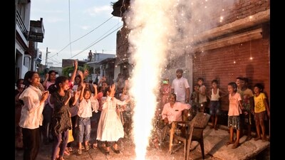 Residents of Pant Nagar celebrate the staying of action in their locality on Tuesday (HT Photo) Residents of Pant Nagar celebrate the staying of action in their locality on Tuesday (HT Photo)