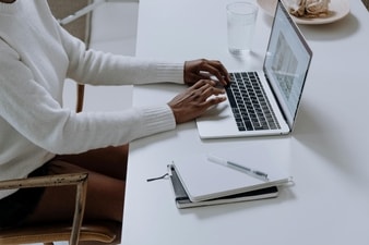 Grab your favourite device and save big with Amazon special deals on laptops for students (Pexels) Grab your favourite device and save big with Amazon special deals on laptops for students (Pexels)