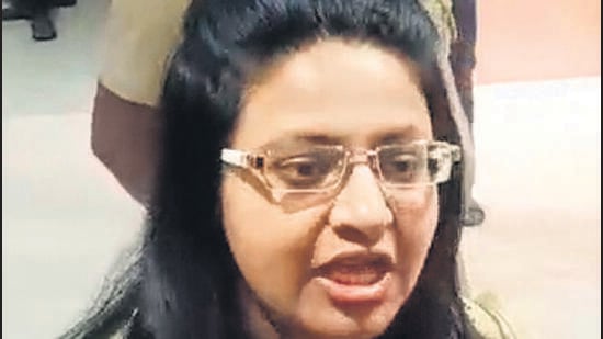 Ahmednagar district administration claimed that IAS officer Puja Khedkar had declared an annual income of <span class='webrupee'>₹</span>6.5 lakh of mother while submitting documents with application for non-creamy layer certificate. (ANI)