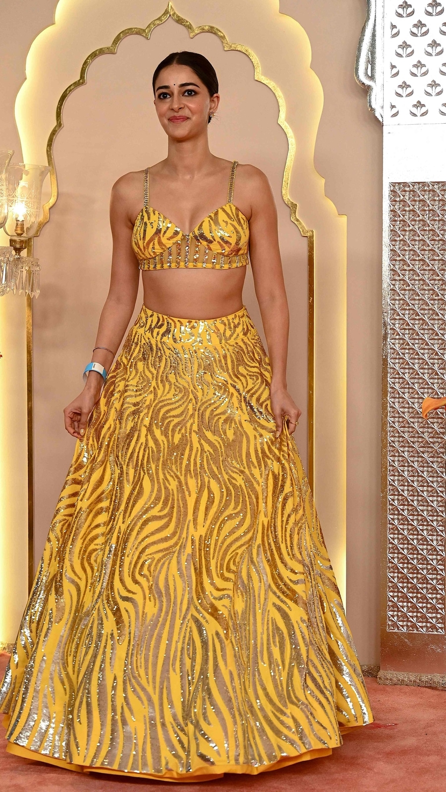 INDIA-SOCIETY-WEDDING-AMBANI-25