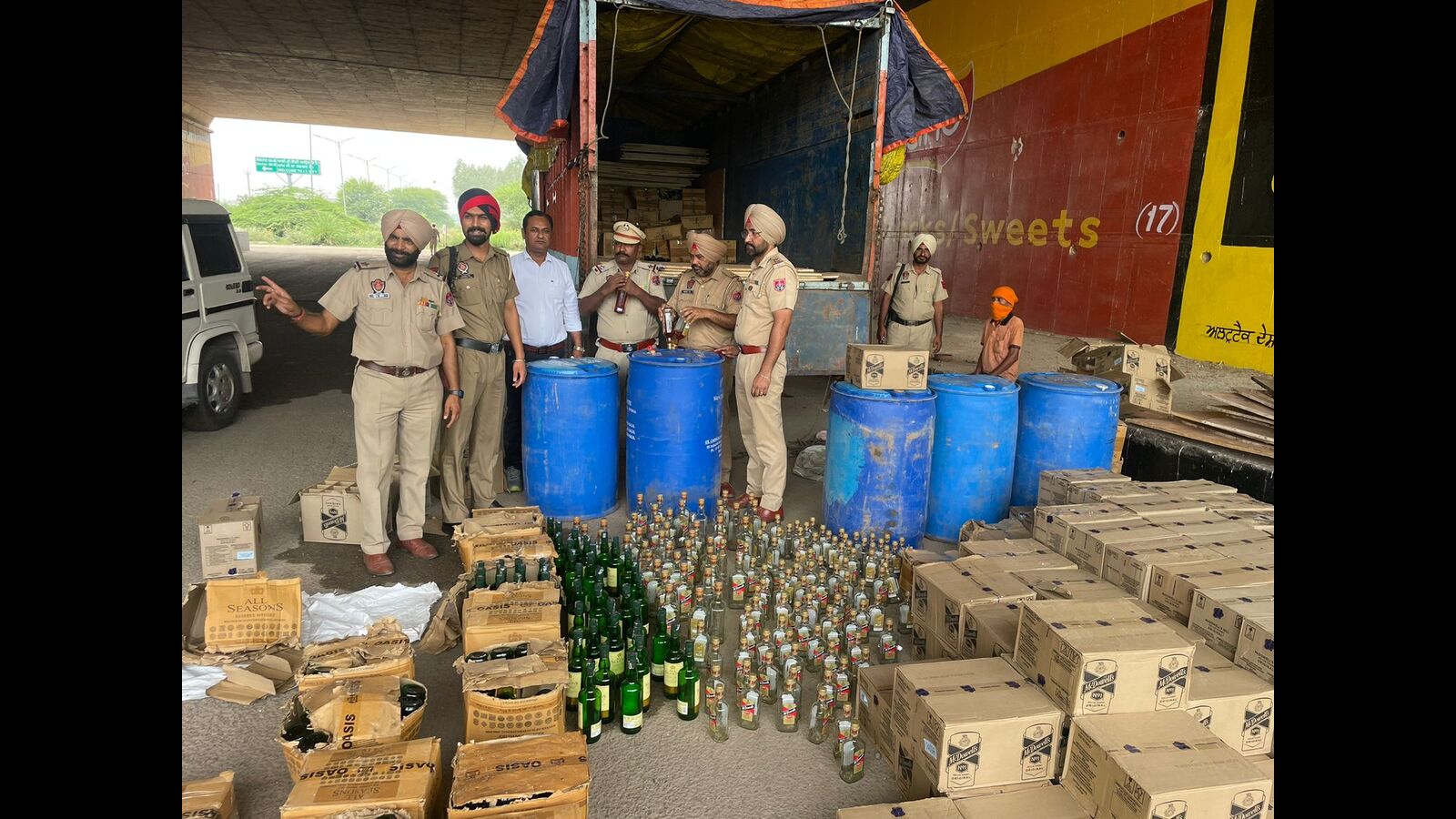Mohali: Truck driver held with 250 cartons of liquor