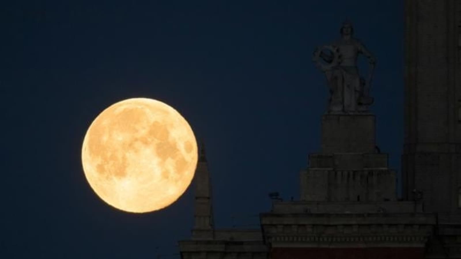 July full moon 2024: An astrological guide for your zodiac sign