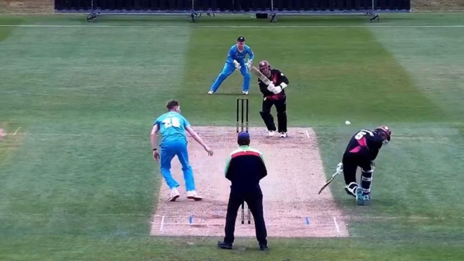 Ned Leonard gets caught out in the most bizarre way possible in Somerset vs Yorkshire Second Eleven Twenty20 final