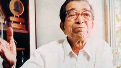 Renowned Marathi poet, Narayan Surve. (HT ARCHIVES ) Renowned Marathi poet, Narayan Surve. (HT ARCHIVES )