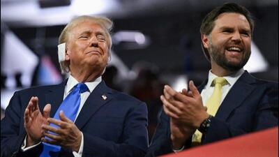 Republican presidential nominee and former US President Donald Trump (left) and Republican vice-presidential nominee JD Vance applaud on Day 2 of the Republican National Convention, in Milwaukee, Wisconsin, on Tuesday. (REUTERS) Republican presidential nominee and former US President Donald Trump (left) and Republican vice-presidential nominee JD Vance applaud on Day 2 of the Republican National Convention, in Milwaukee, Wisconsin, on Tuesday. (REUTERS)