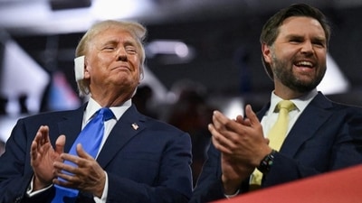 Republican presidential nominee and former US President Donald Trump (left) and Republican vice-presidential nominee JD Vance applaud on Day 2 of the Republican National Convention, in Milwaukee, Wisconsin, on Tuesday. (REUTERS) Republican presidential nominee and former US President Donald Trump (left) and Republican vice-presidential nominee JD Vance applaud on Day 2 of the Republican National Convention, in Milwaukee, Wisconsin, on Tuesday. (REUTERS)