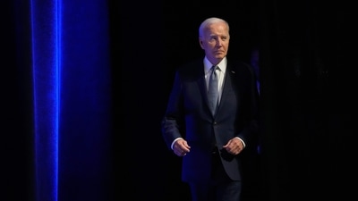 TOPSHOT - US President Joe Biden arrives to speak on economics during the Vote To Live Properity Summit at the College of Southern Nevada in Las Vegas, Nevada, on July 16, 2024. (Photo by Kent Nishimura / AFP) (AFP)