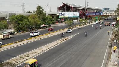 The GT Road stretch in Ghaziabad will be out of bounds to light vehicles from July 28, said traffic police. (Sakib Ali /HT Photo) The GT Road stretch in Ghaziabad will be out of bounds to light vehicles from July 28, said traffic police. (Sakib Ali /HT Photo)