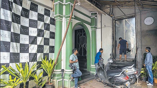 Last week, the excise department sealed the Vice Global Tapas Bar in Juhu, where Mihir Shah had alochol with his friends. (Satish Bate/HT Photo) Last week, the excise department sealed the Vice Global Tapas Bar in Juhu, where Mihir Shah had alochol with his friends. (Satish Bate/HT Photo)