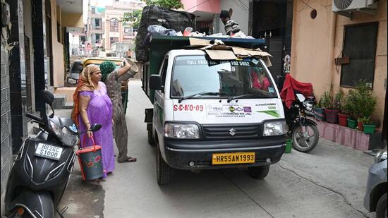 The new app will allow residents to track the live location of waste collection vehicles, and provide updates on expected arrival times, and the vehicles’ proximity to their homes, said MCG. (Parveen Kumar/HT Photo)