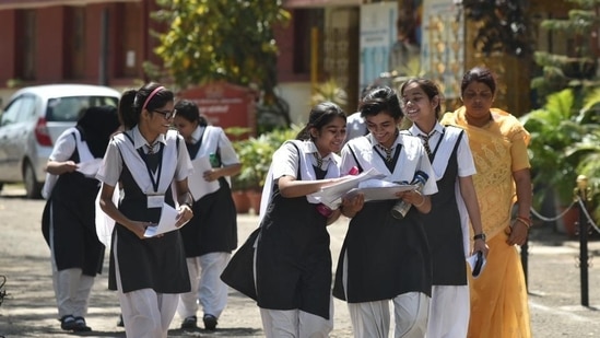 Centre is considering holding a second board exam for Class 12 students (HT photo)(Mujeeb Faruqui/HT file)