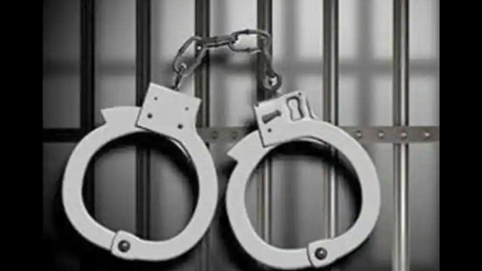 Two members of Lawrence Bishnoi gang arrested with weapons