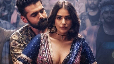 Ram Pothineni, Kavya Thapar in the song Maar Muntha Chod Chinta from Double iSmart. Ram Pothineni, Kavya Thapar in the song Maar Muntha Chod Chinta from Double iSmart.