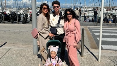 Priyanka Chopra also appeared in Hollywood films, such as Baywatch (2017), A Kid Like Jake (2018), Isn't It Romantic (2019), The Matrix Resurrections (2021) and Love Again (2023). Priyanka Chopra also appeared in Hollywood films, such as Baywatch (2017), A Kid Like Jake (2018), Isn't It Romantic (2019), The Matrix Resurrections (2021) and Love Again (2023).