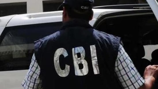 The CBI reportedly caught Saket in the act of demanding and receiving the bribe. (Representative image)