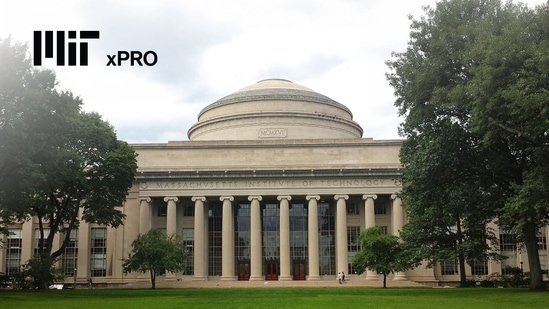 MIT xPRO’s?PG Certificate in Technology Leadership and Innovation Program: Stay ahead of the curve.