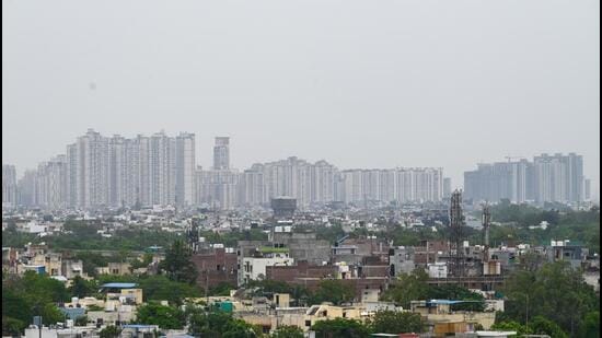 Noida authority to rope in consultant to make city clean and green ...