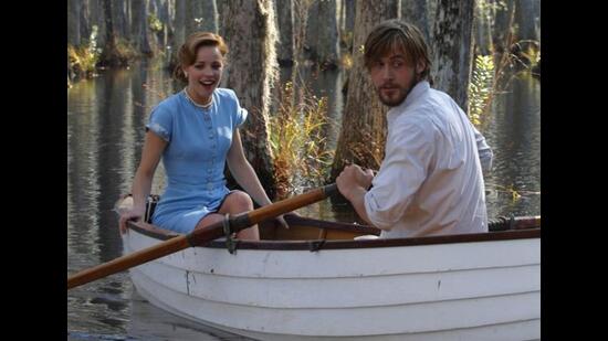 Allie and Noah in The Notebook are red flags who should be grateful they found each other.