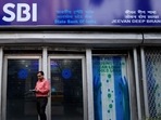 Microsoft outage: SBI, HDFC Bank, ICICI Bank, and Axis Bank unaffected by global IT outage.(HT File) Microsoft outage: SBI, HDFC Bank, ICICI Bank, and Axis Bank unaffected by global IT outage.(HT File)
