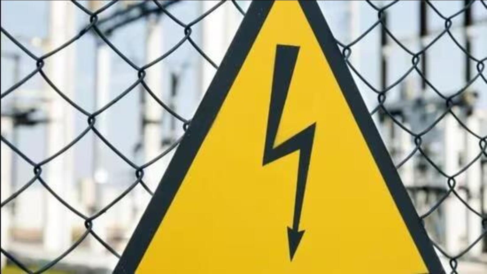 Teen electrocuted to death in Sector 8: 2 power officials suspended, magisterial probe ordered