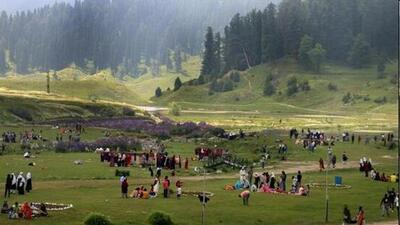 Gulmarg Development Authority has ordered that no tent will be allowed to be installed in the resort without prior permission (File) Gulmarg Development Authority has ordered that no tent will be allowed to be installed in the resort without prior permission (File)