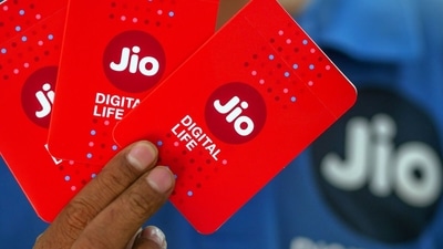 Mobile sim card packets for Jio Platforms Ltd., a unit of Reliance Industries Ltd., in Mumbai, India, on Saturday, April 20, 2024. (Bloomberg) Mobile sim card packets for Jio Platforms Ltd., a unit of Reliance Industries Ltd., in Mumbai, India, on Saturday, April 20, 2024. (Bloomberg)