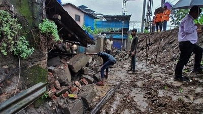 The Dakshina Kannada district has announced the closure of National Highway 275 between Sampaje and Madikeri due to the possibility of landslides and rock falls. (Praful Gangurde /HT Photo/For representation) The Dakshina Kannada district has announced the closure of National Highway 275 between Sampaje and Madikeri due to the possibility of landslides and rock falls. (Praful Gangurde /HT Photo/For representation)