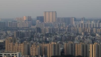The JLL report confirms this trend, noting high demand in Gurugram’s New Gurgaon, Dwarka Expressway, and southern peripheral road submarkets. (HT Archive) The JLL report confirms this trend, noting high demand in Gurugram’s New Gurgaon, Dwarka Expressway, and southern peripheral road submarkets. (HT Archive)