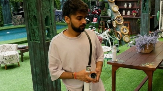 Lovekesh Kataria filmed a vlog inside the Bigg Boss house.