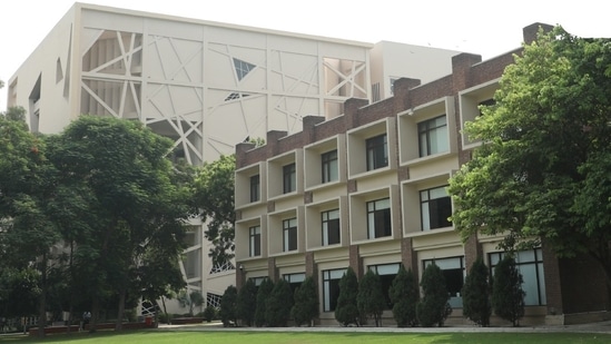 IMT Ghaziabad secures first rank in career outcomes category among top Indian business schools in QS Executive MBA Rankings 2024. (Photo courtesy: IMT Ghaziabad)