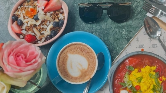 Mira Rajput posted a photo of a table laden with coffee and several other dishes.