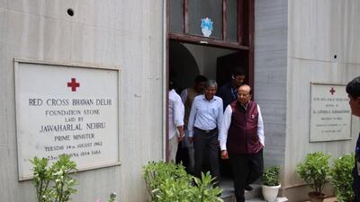 LG Saxena also inspected the main office of the Delhi Chapter of the Indian Red Cross Society at Golf Links. (HT Photo) LG Saxena also inspected the main office of the Delhi Chapter of the Indian Red Cross Society at Golf Links. (HT Photo)