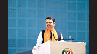 On joining hands with Ajit Pawar-led Nationalist Congress Party (NCP), Fadnavis said, that in politics, one has to make compromises sometimes. (HT PHOTO)